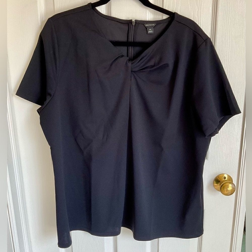 Ann Taylor Twist neck Short sleeve black mixed media blouse Size‎ XXL